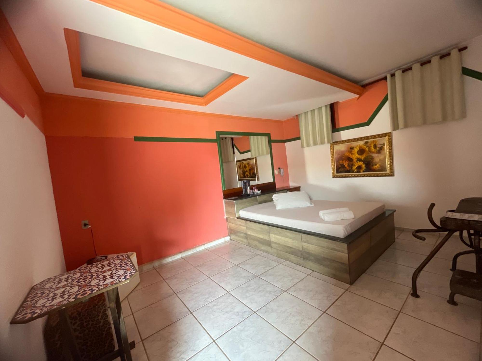 lux motel Holambra Extérieur photo